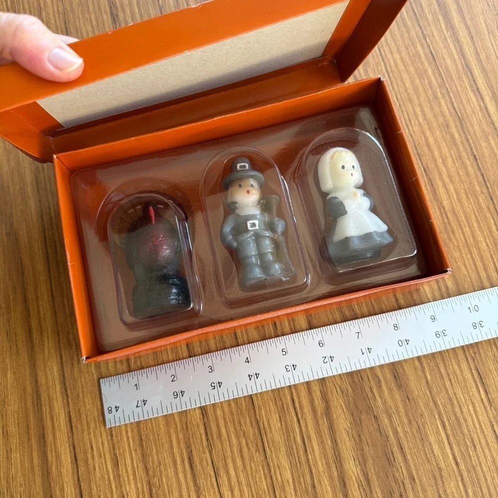 Vermont Country Store Vintage Thanksgiving Candles Turkey Pilgrim NIB - Picture 2 of 3